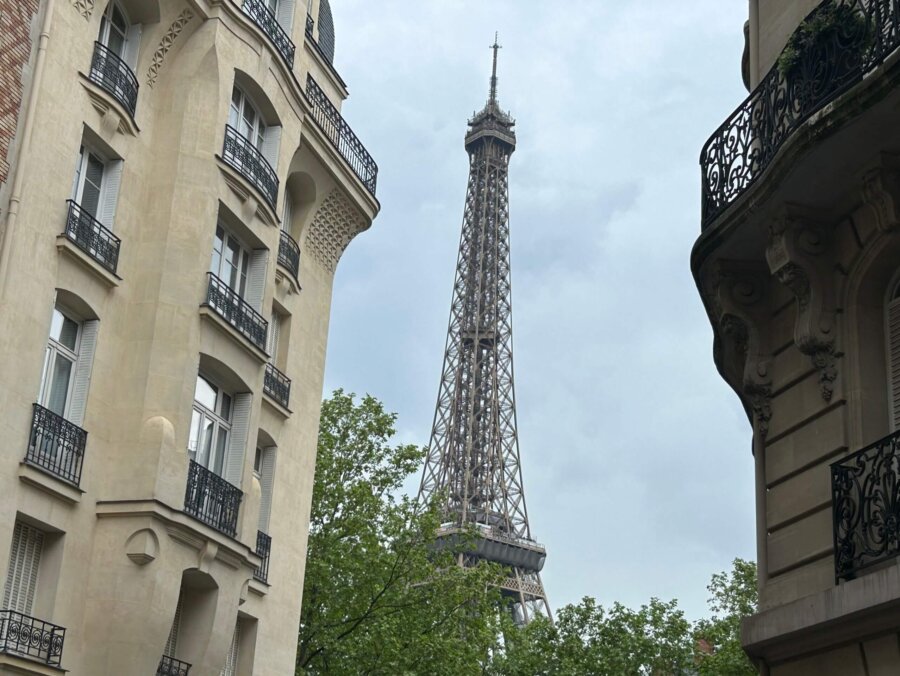 View of Eiffeltower from sq. Rapp